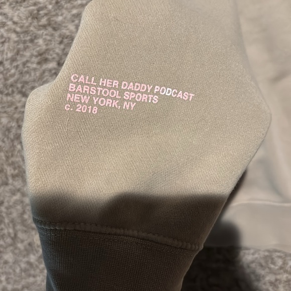 CALL HER DADDY BARSTOOL BLOCKED SWEATSHIRT - Picture 3 of 7